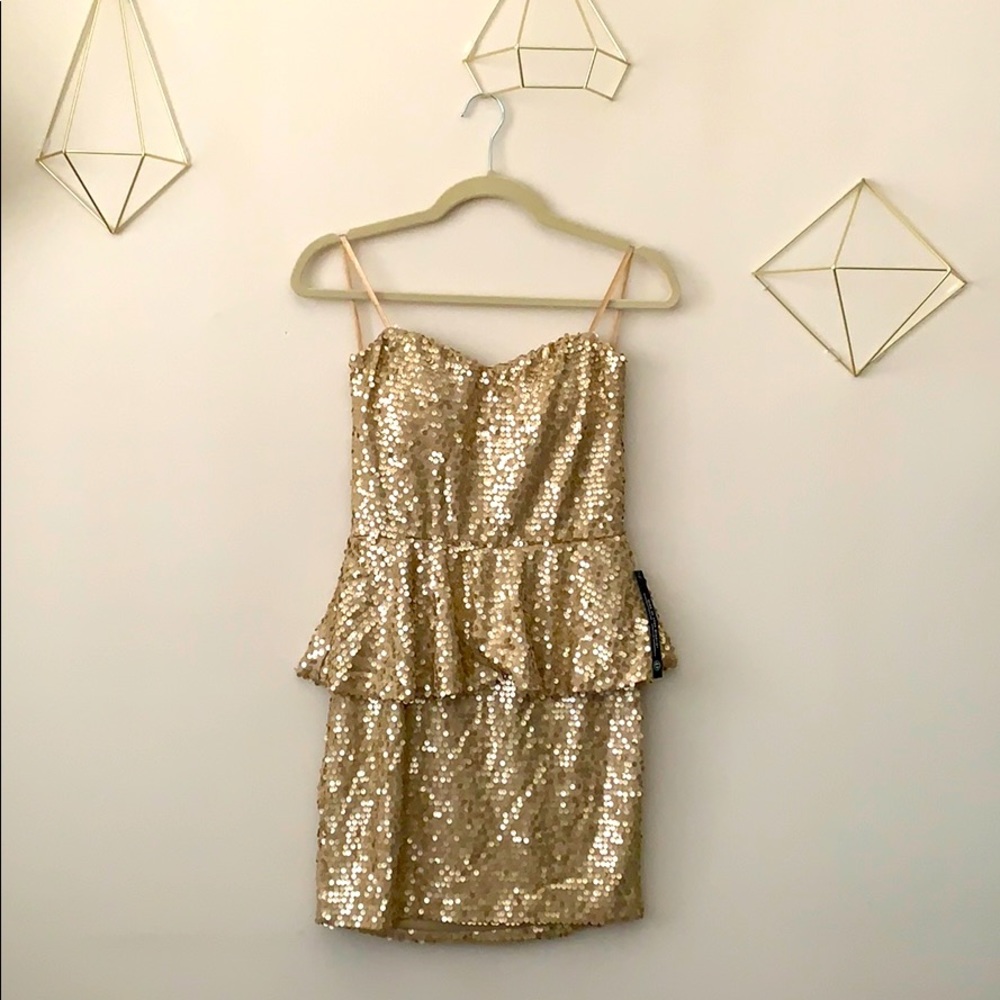 🌟Gold Sequined Strapless Dress | S | NWT